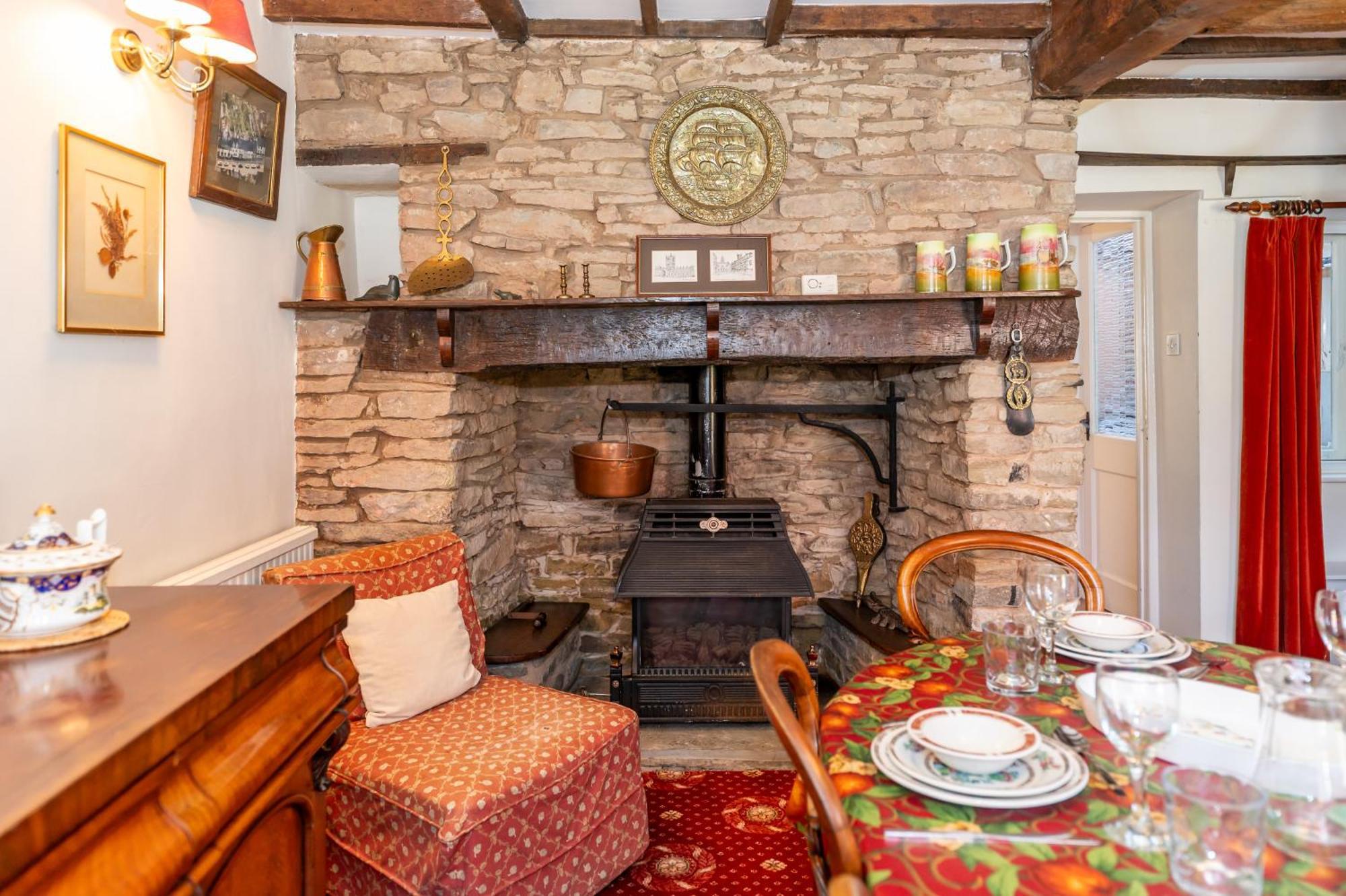 Toad Hall Ludlow Bagian luar foto